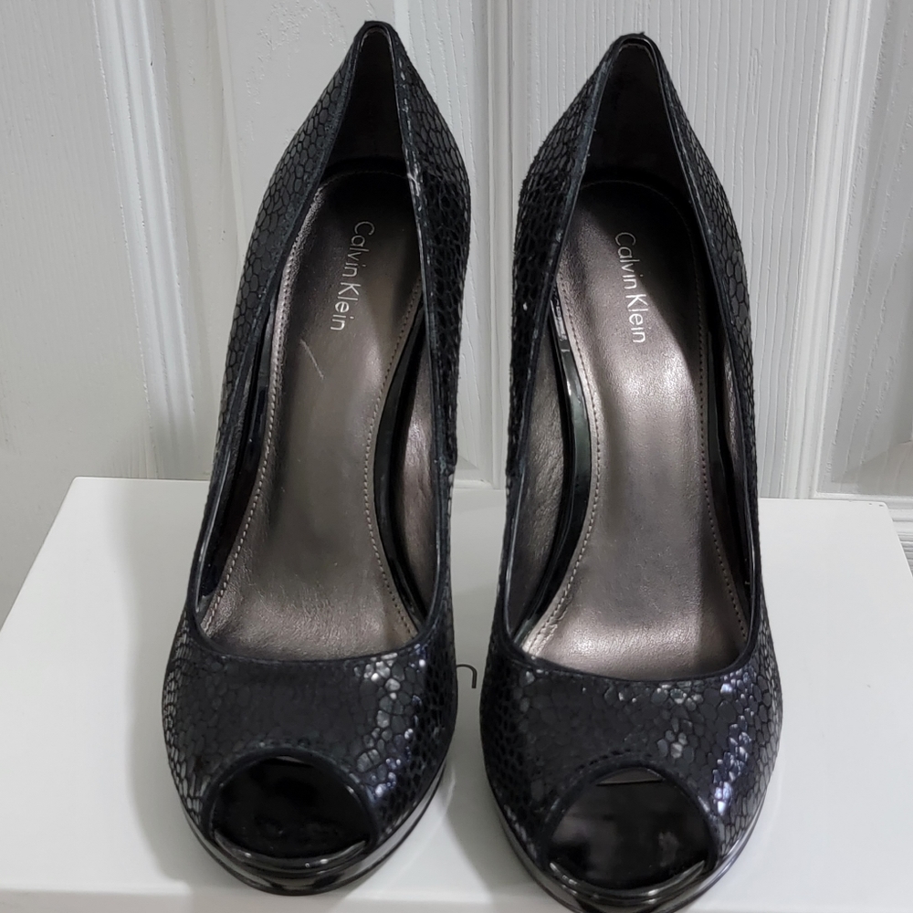 Calvin Klein heel size 9 open toe